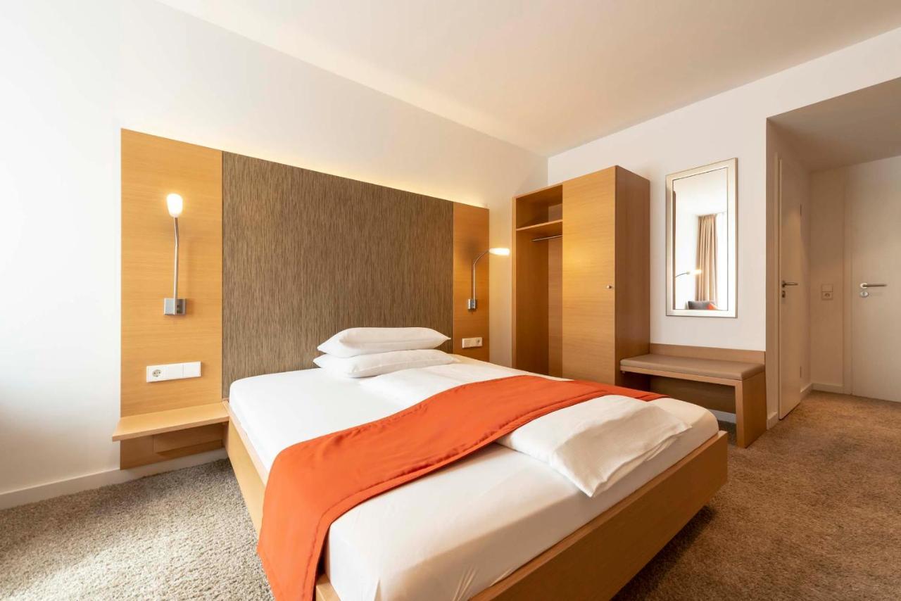 Hotel Gasthof Krone Niederstetten Zewnętrze zdjęcie