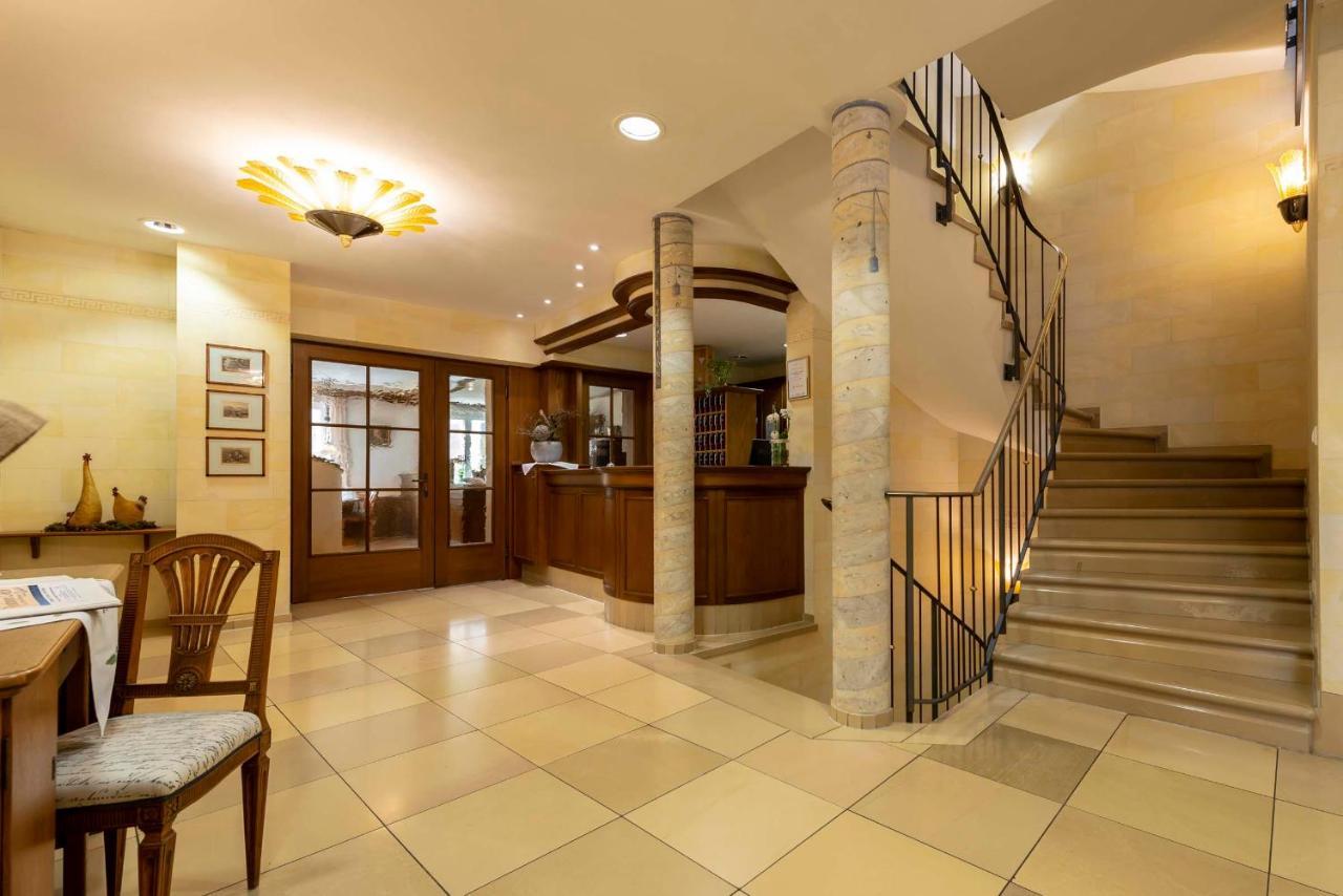 Hotel Gasthof Krone Niederstetten Zewnętrze zdjęcie